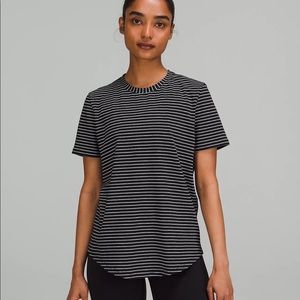 Lululemon Top Love Crew